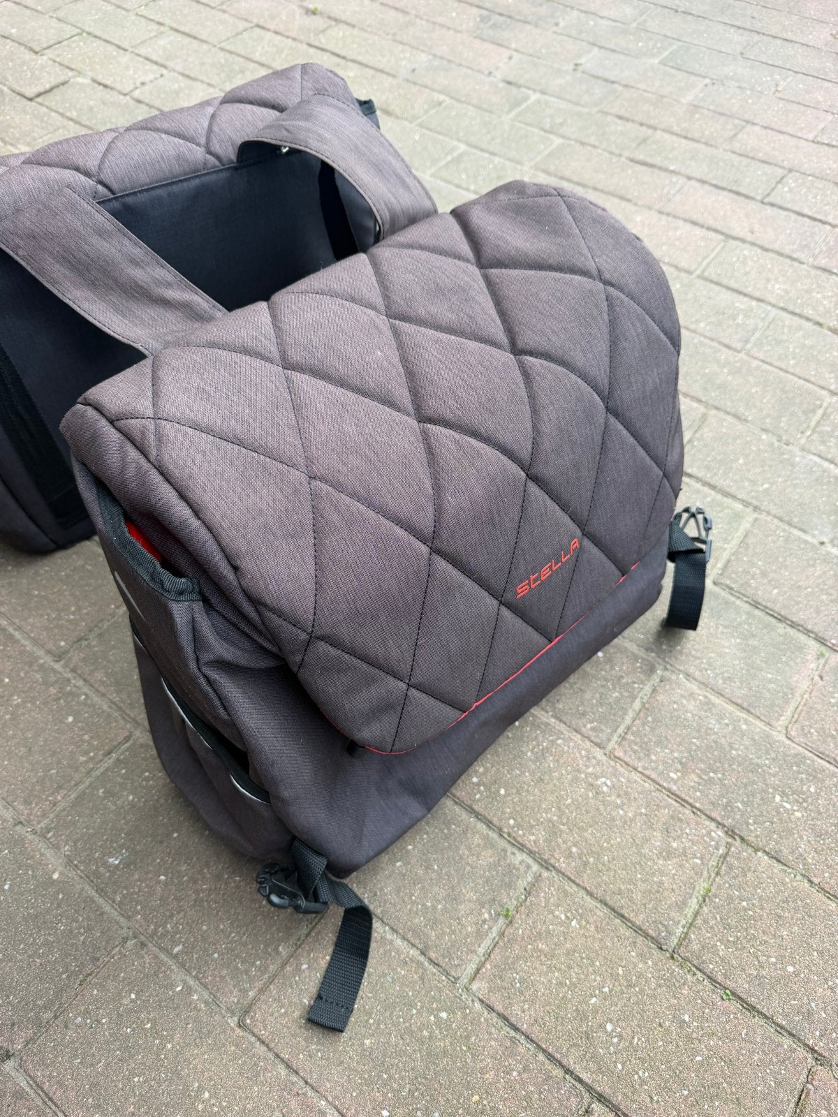 Stella fiets tas - Handige en stijlvolle fietstas, Fietsen en Brommers, Ophalen, Zo goed als nieuw