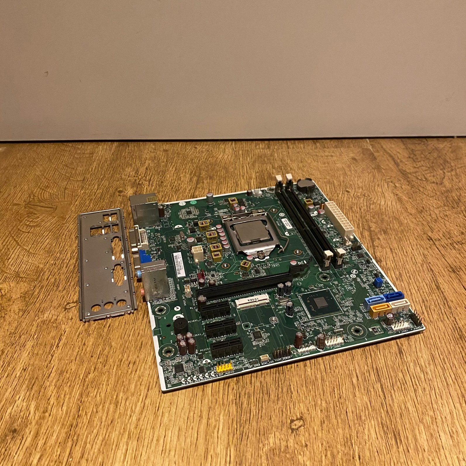 H61 AOS-H met intel Core i3-2120 Processor ( LGA 1155 ), Ophalen of Verzenden, Gebruikt, Intel, DDR3
