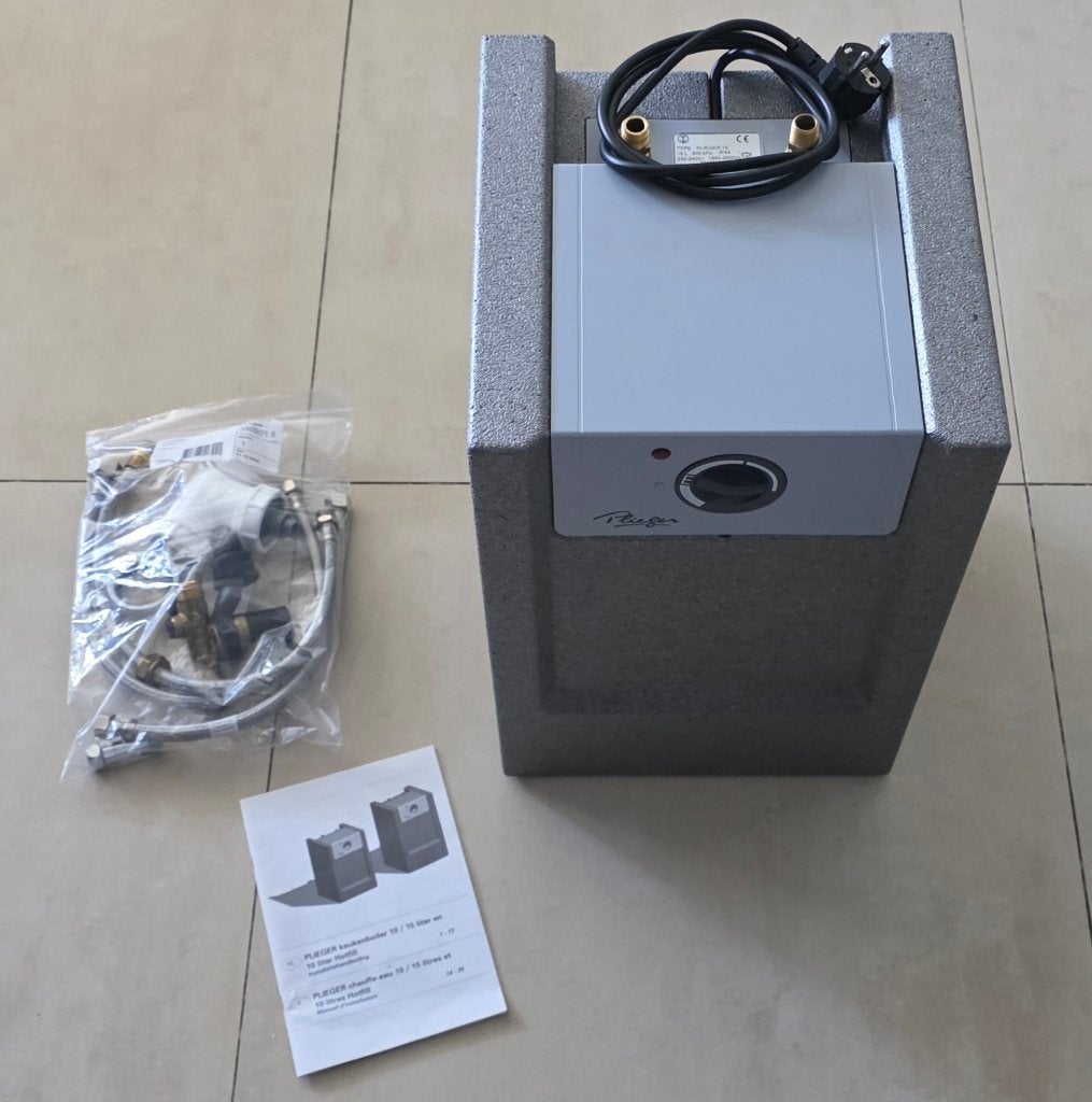 Plieger Boiler 15Ltr zo goed als nieuw inclusief aansluitset, Doe-het-zelf en Verbouw, Geisers en Boilers, Minder dan 20 liter