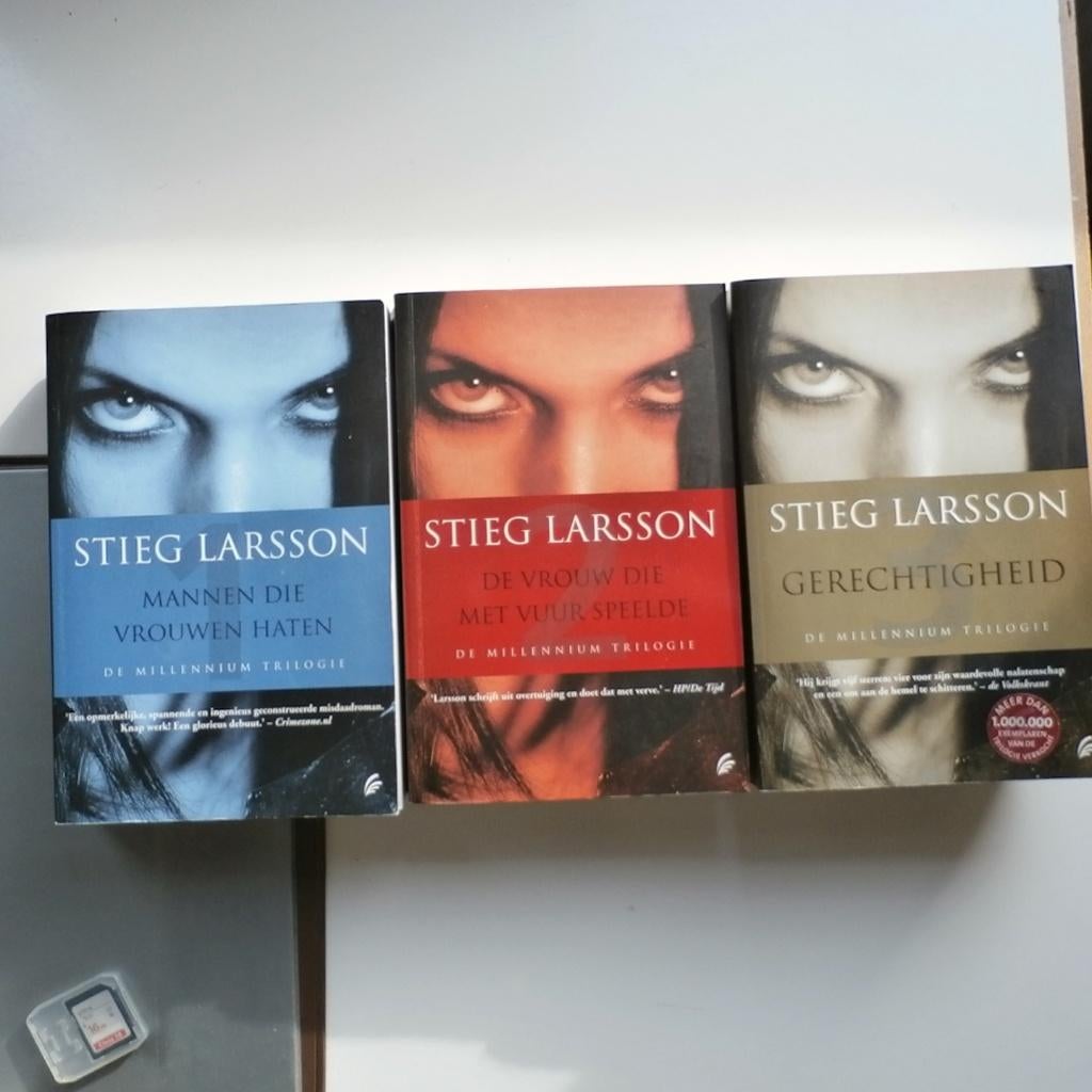 De millennium serie - Stieg Larsson - deel 1,2,3 - gelezen, Ophalen of Verzenden, Gelezen, Stieg Larsson