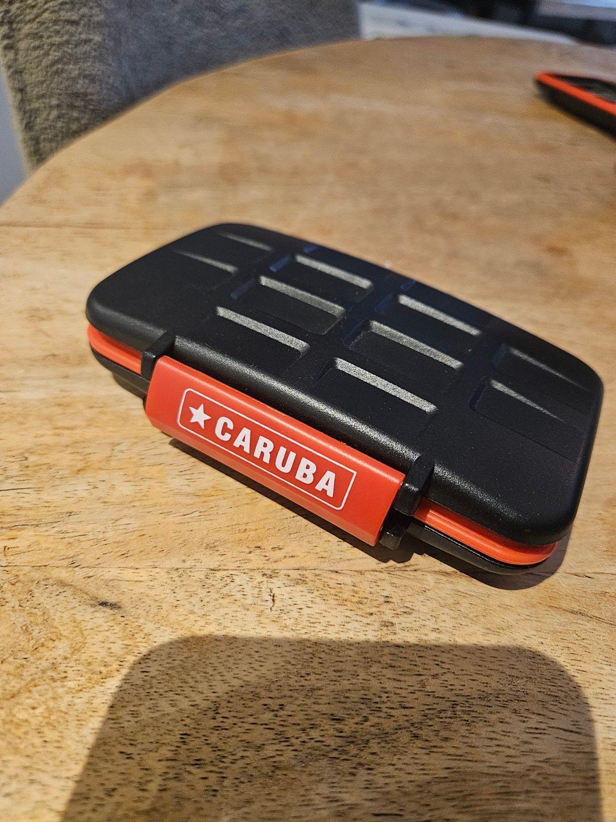 Caruba geheugenkaart houder voor SD en MicroSD kaarten, Videocamera, Waterbestendig, Ophalen of Verzenden, Zo goed als nieuw