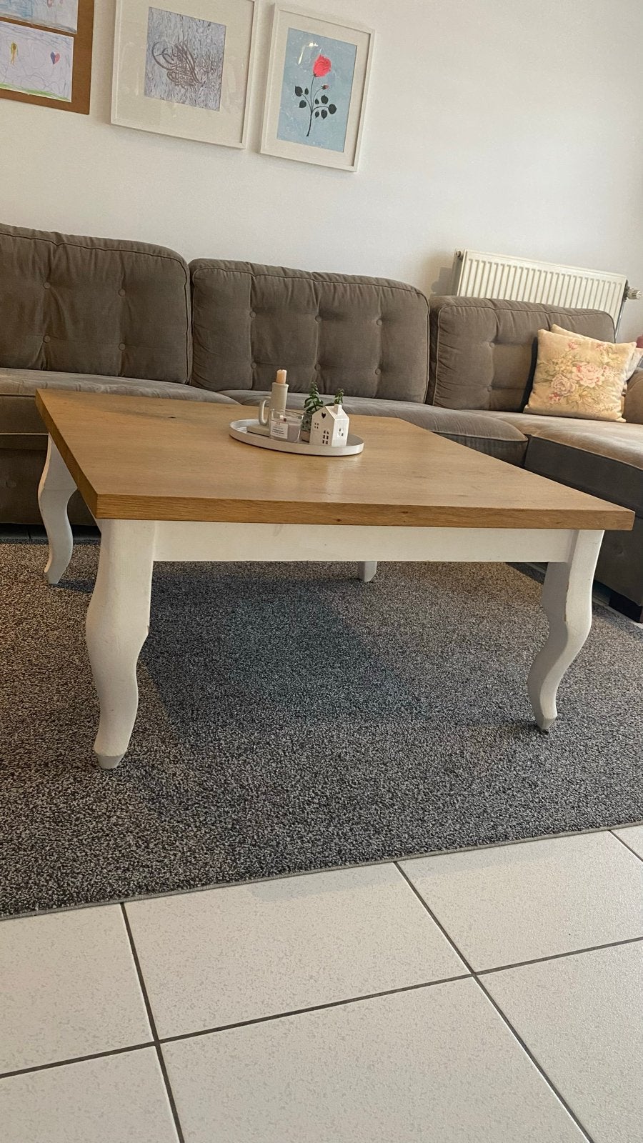 Stijlvolle salontafel met houten blad en witte poten, Ophalen, Gebruikt, 50 tot 100 cm, 50 tot 100 cm
