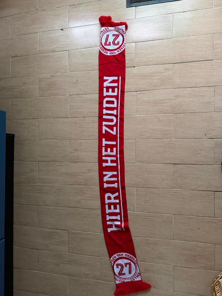 PSV Sjaal - Hier in het Zuiden - Kampioen 2025-2026, Ophalen of Verzenden, Zo goed als nieuw, PSV, Vaantje of Sjaal