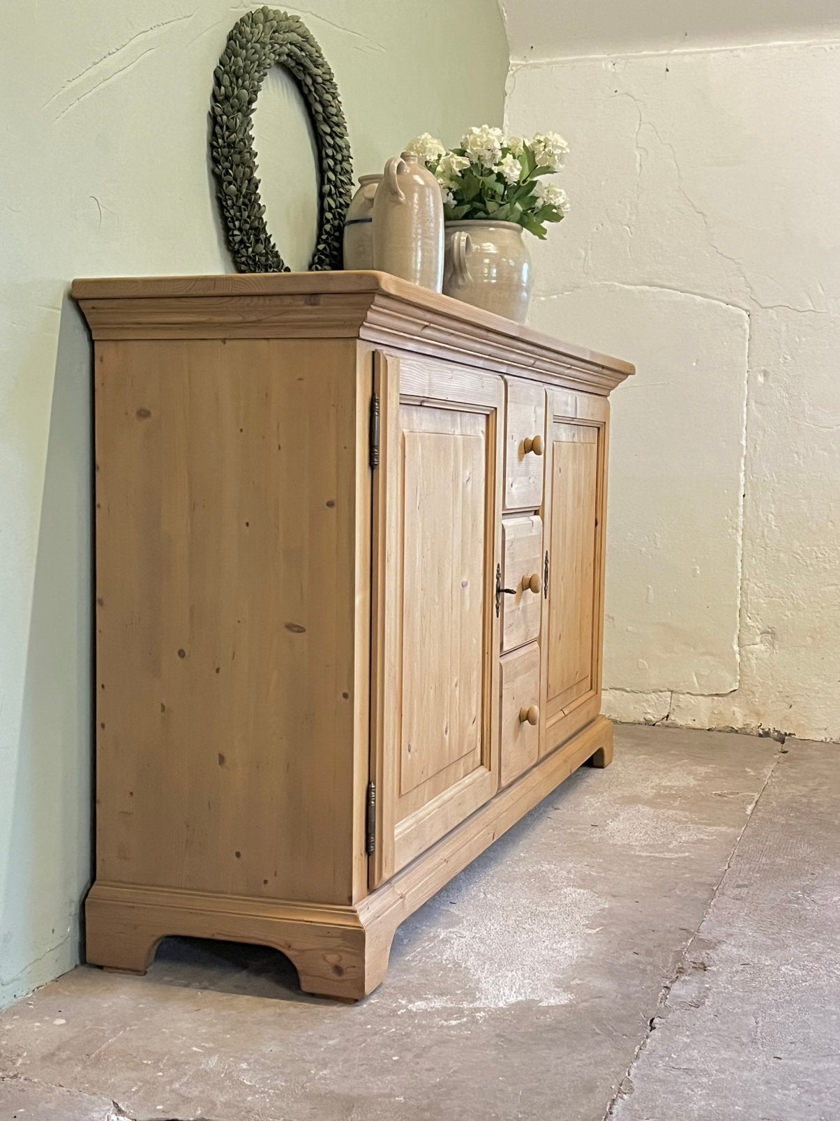 Grenen dressoir, kast, ladekast, commode, keukeneiland, Ophalen, 150 tot 200 cm, Met lade(s), Nvt