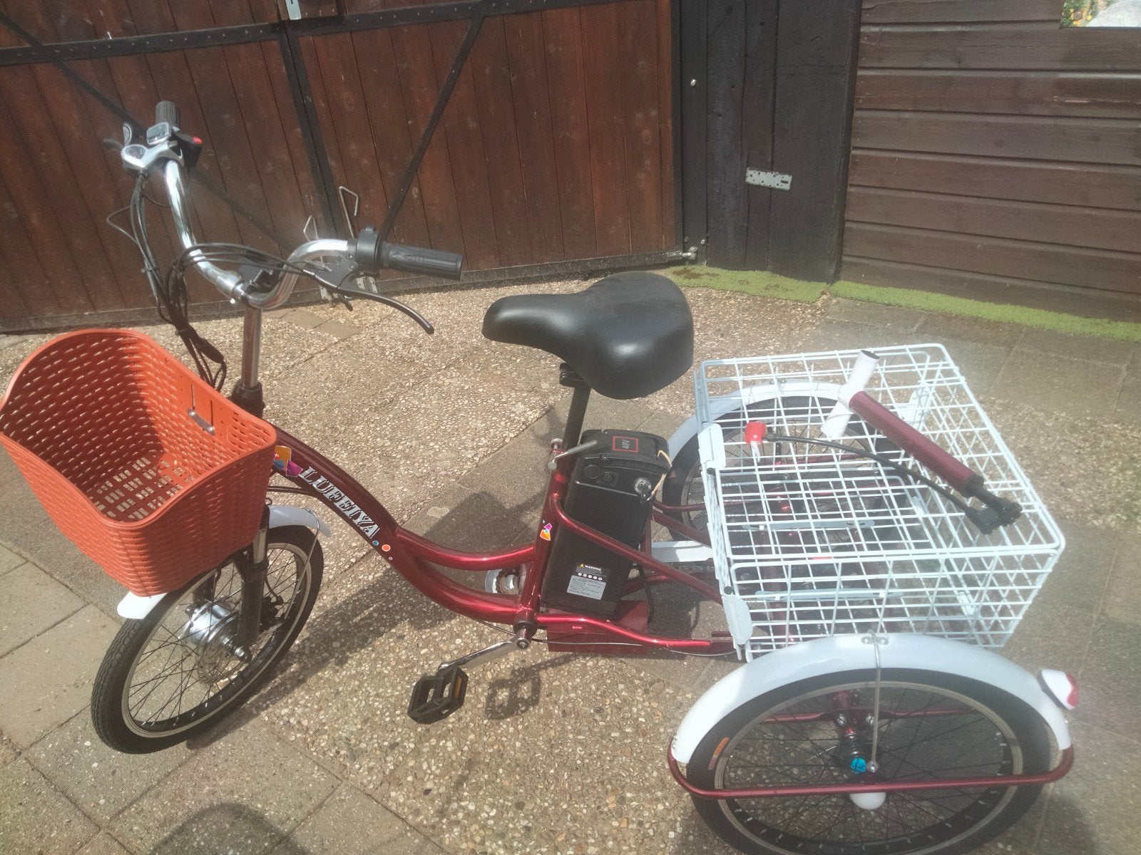 Elektrische driewieler Rood nieuw, Fietsen en Brommers, Elektrische fietsen, Ophalen of Verzenden, Nieuw, Overige merken