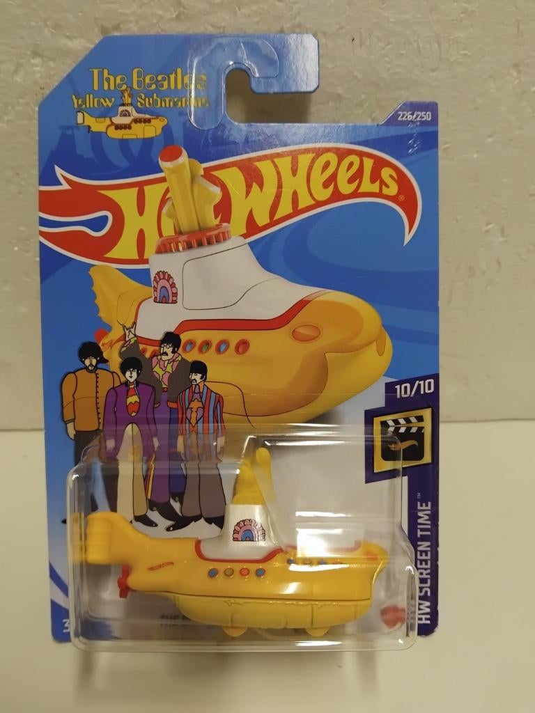 Hot Wheels 1/66 The Beatles Yellow Submarine 3INCH, Ophalen of Verzenden, Zo goed als nieuw