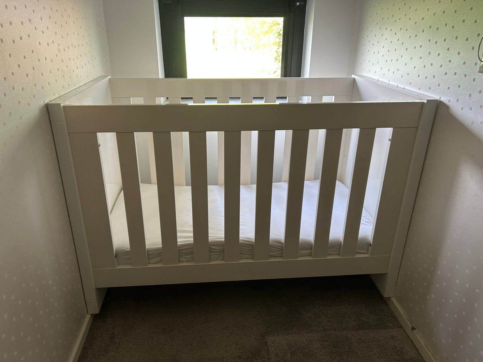 Wit ledikant en commode, Gebruikt, 50 tot 70 cm, Ophalen of Verzenden, 100 cm of meer