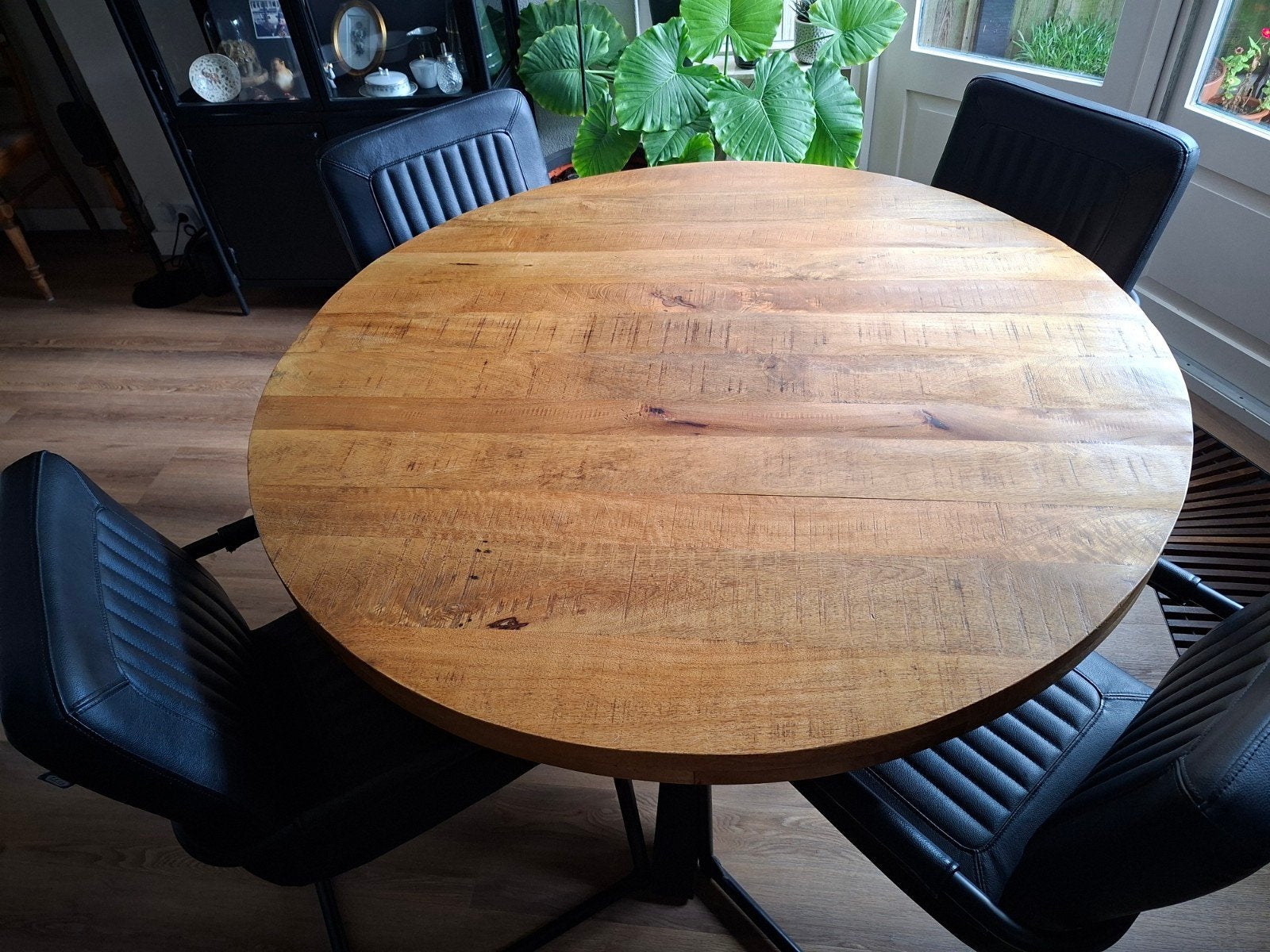 Ronde eettafel met 4 stoelen, Ophalen, Gebruikt, Zwart, Hout