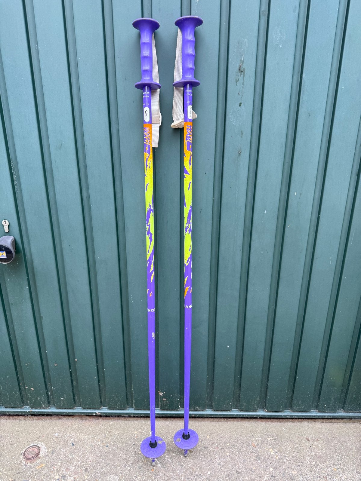 Ski stokken 115 cm - Paars/Geel/Oranje, Sport en Fitness, Skiën en Langlaufen, Gebruikt, Stokken, Skiën, Ophalen