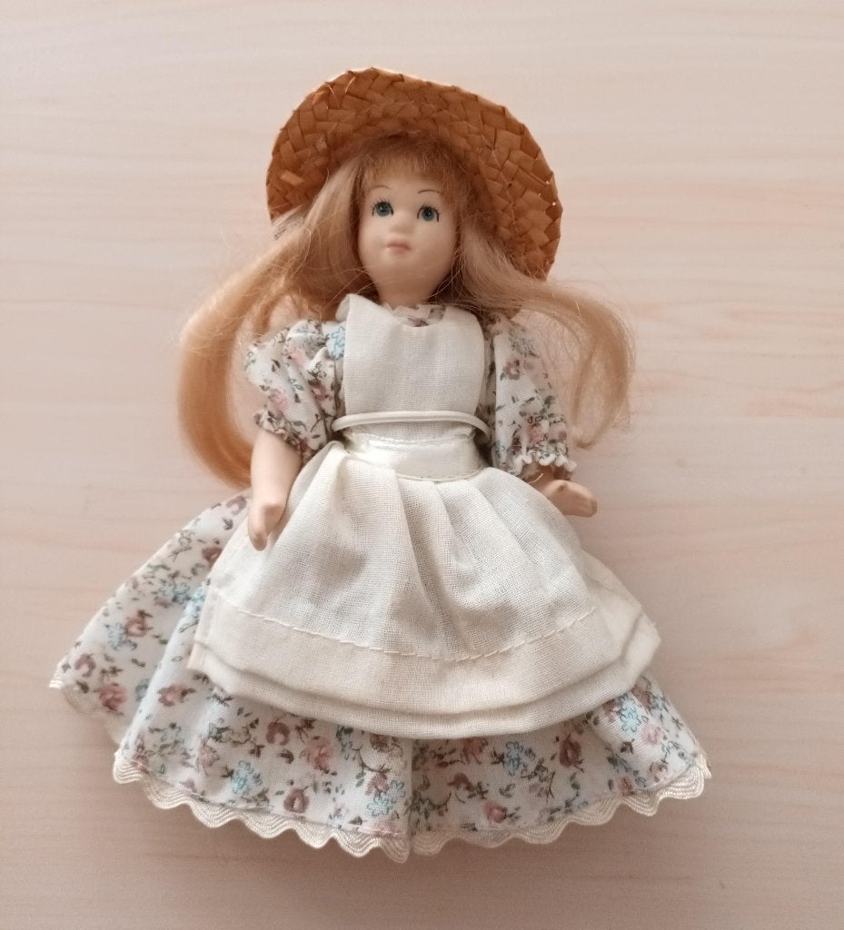 Vintage porseleinen popje van 15 cm, Ophalen of Verzenden, Zo goed als nieuw, Pop