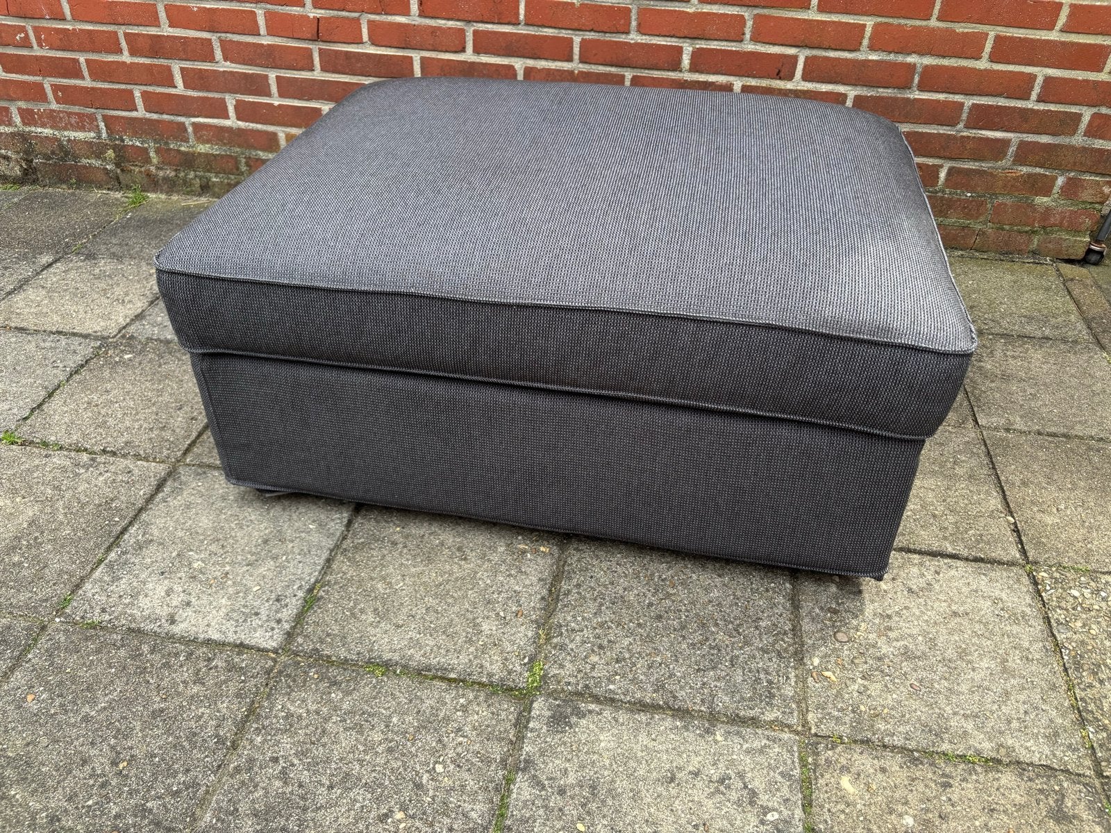 IKEA KIVIK Hocker - Zo goed als nieuw, Huis en Inrichting, Banken | Voetenbanken en Poefen, Zo goed als nieuw, Stof, Rechthoekig