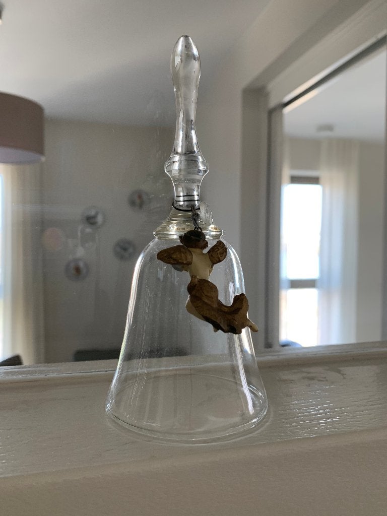 Te koop beeldje: glazen belvorm, Ophalen, Zo goed als nieuw, Glas