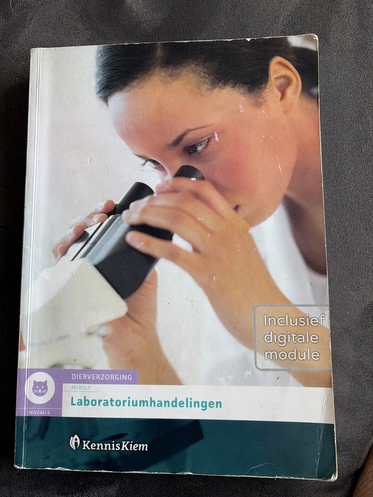 Dierverzorging Module: Laboratoriumhandelingen (Niveau 4), Ophalen, Beta, Gelezen, MBO