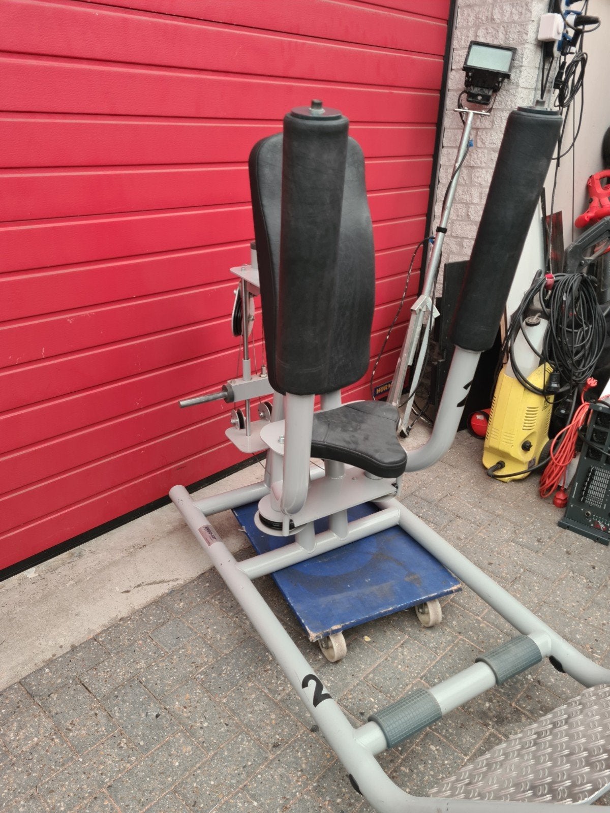 fitness machine, Ophalen, Krachtstation