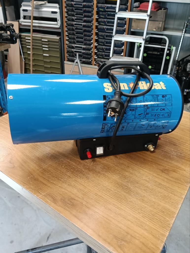 Gaskachel heteluchtkanon heater bouwdroger, Ophalen, 30 tot 80 cm, Kachel, Zo goed als nieuw
