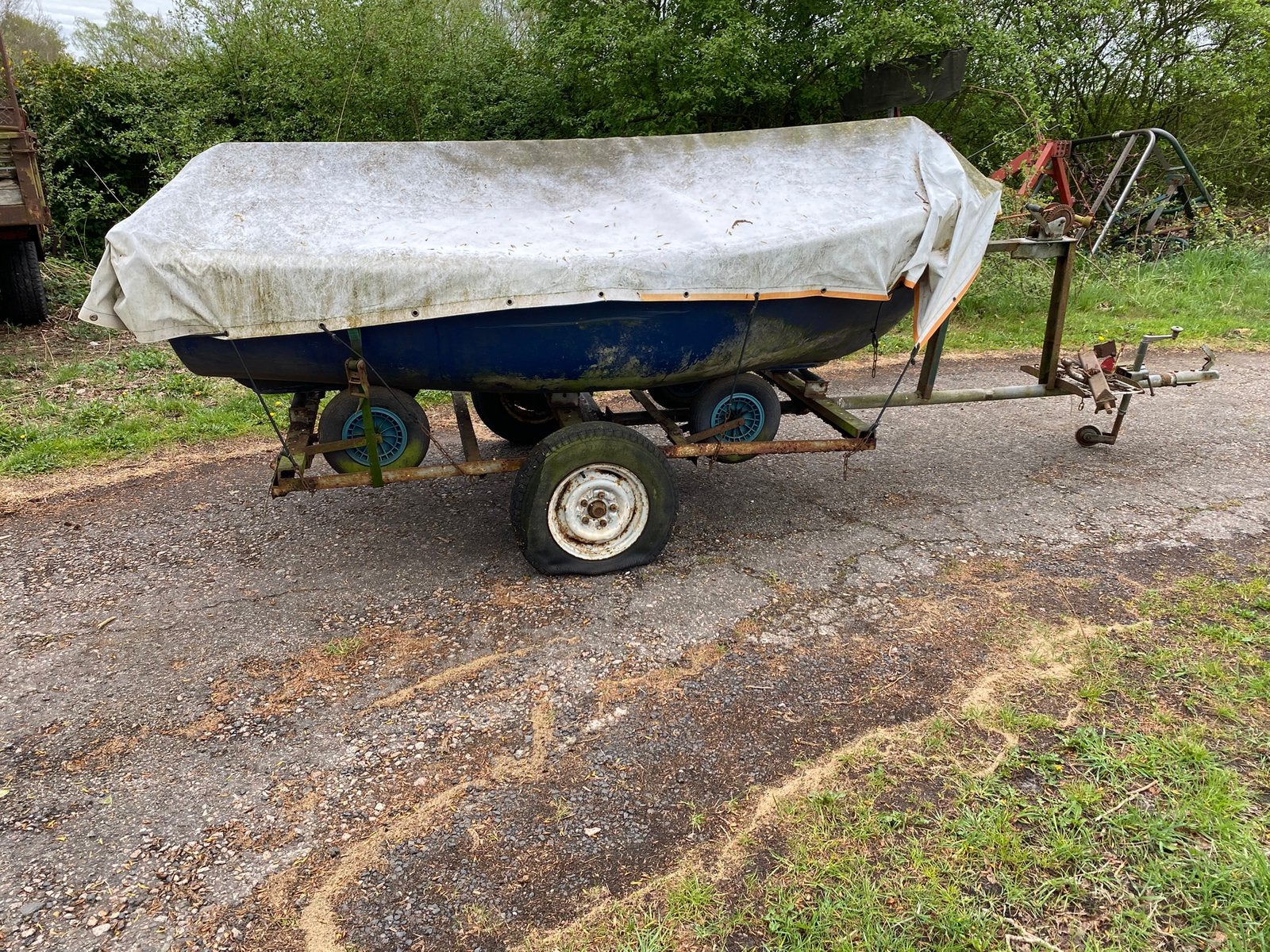 Motorbootje met trailer, zonder motor, Ophalen, Gebruikt, Overige typen, Motorboot