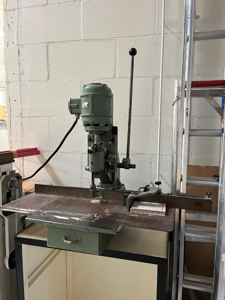 Hang 136 Constantin papierboormachine, Ophalen, Gebruikt, Overige typen, 30 tot 70 mm