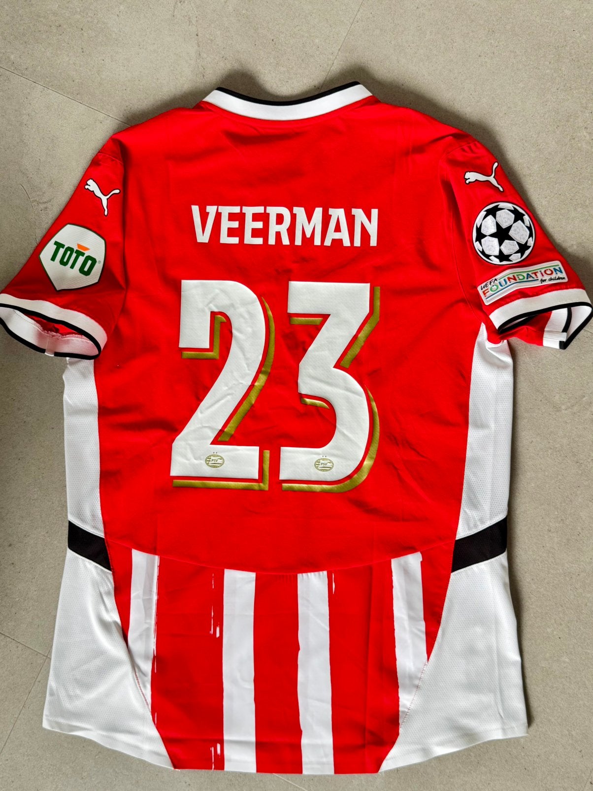 PSV Champions League match issued Joey Veerman Arsenal COA, Ophalen of Verzenden, Zo goed als nieuw, PSV, Shirt