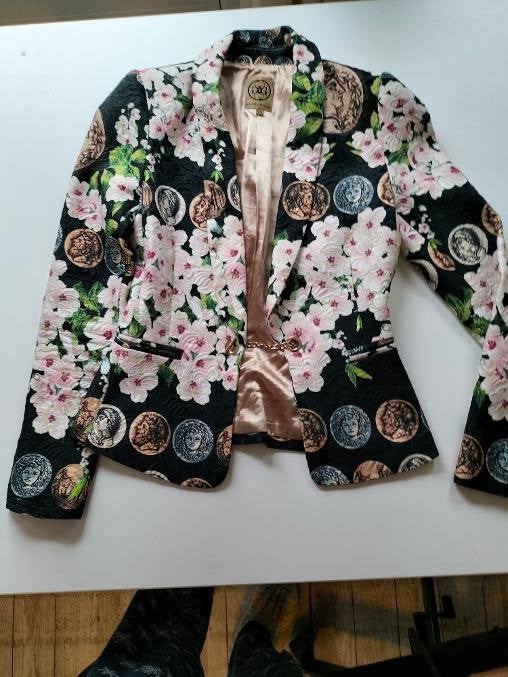 dames jasje van Glamorous maat XS, Kleding | Dames, Overige kleuren, Nieuw, Ophalen of Verzenden, Glamorous