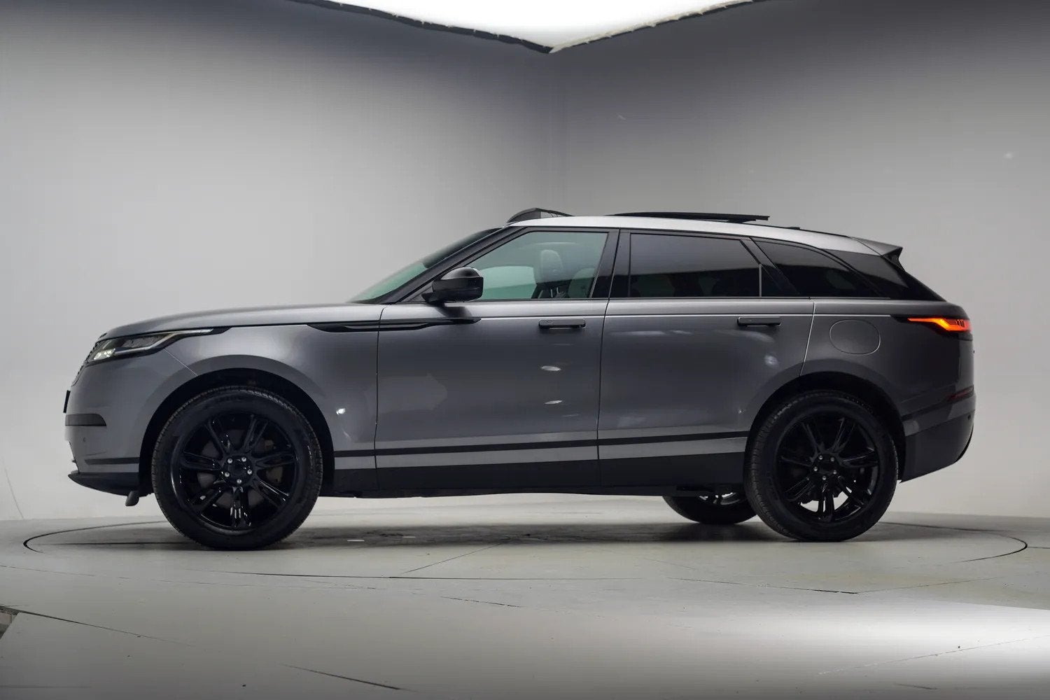 Land Rover Range Rover Velar p400e 4WD S Aut. [ Panoramadak, Auto's, Gebruikt, 4 cilinders, 2000 kg, Range Rover Velar