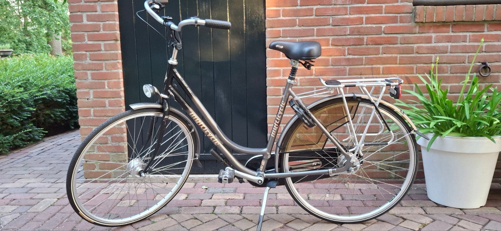 Multicycle MC Tour 700 Damesfiets - Z.G.A.N. met 7 versn., Terugtraprem, Versnellingen, Zo goed als nieuw, Ophalen