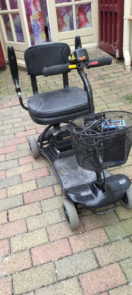 Oude scootmobiel, 10 km/u of minder, Gebruikt, 15 km of minder, Ophalen