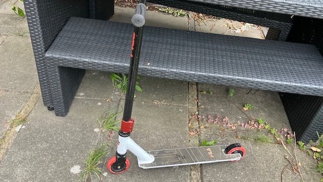 Fila step, stuntstep tot 100 kg zwart rood, Ophalen, Gebruikt, Overige typen