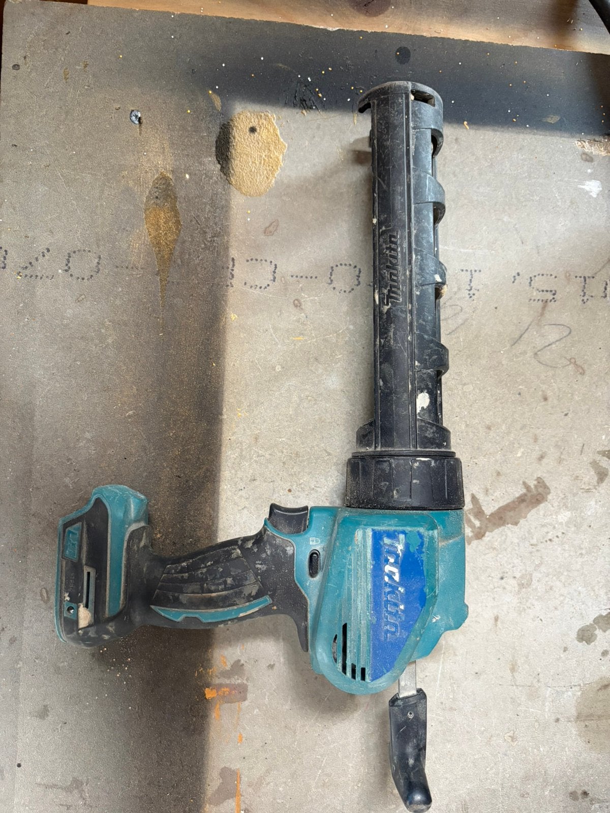 Makita kitspuit DCG180 18v, Ophalen of Verzenden, Zo goed als nieuw