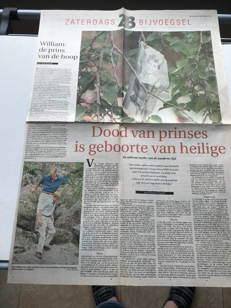 Leidsch dagblad 6 september 1997  Begrafenis van Diana, Verzamelen, Ophalen of Verzenden, 1980 tot heden, Krant