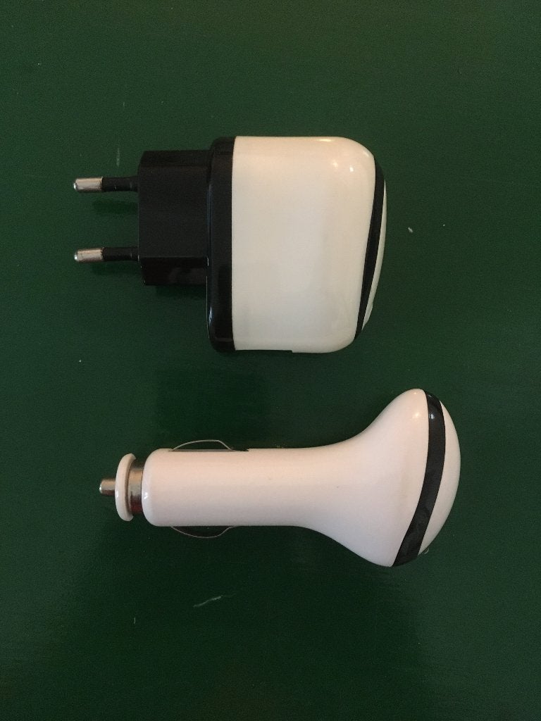 Travel + Car Charger, Ophalen of Verzenden, Zo goed als nieuw