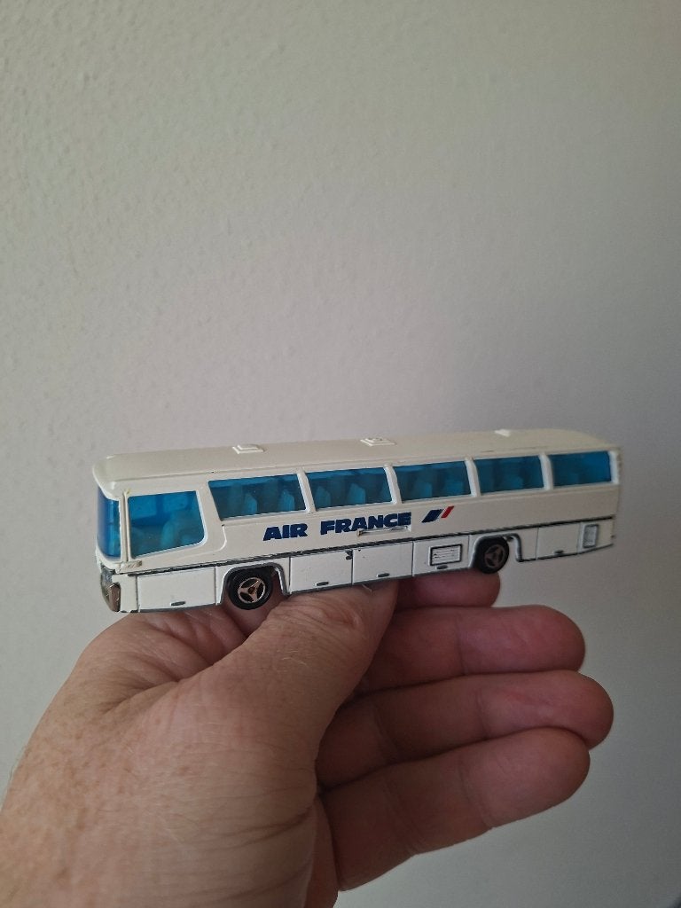 Neoplan Jetliner N216 Air France 1:87 Majorette HO Spoor, Ophalen of Verzenden, Gebruikt, Bus of Vrachtwagen, Majorette