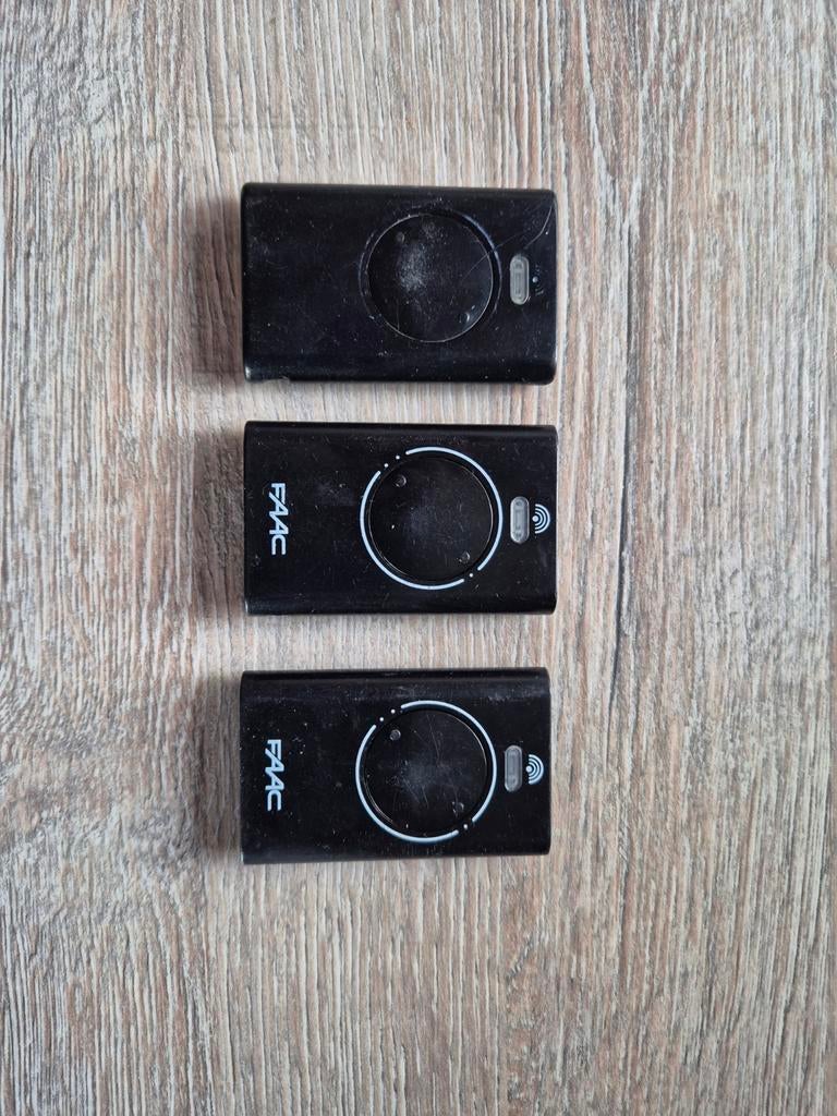 Faac handzenders/afstandsbediening Type XT2 868 SLH, Hobby en Vrije tijd, Elektronica-componenten, Ophalen of Verzenden