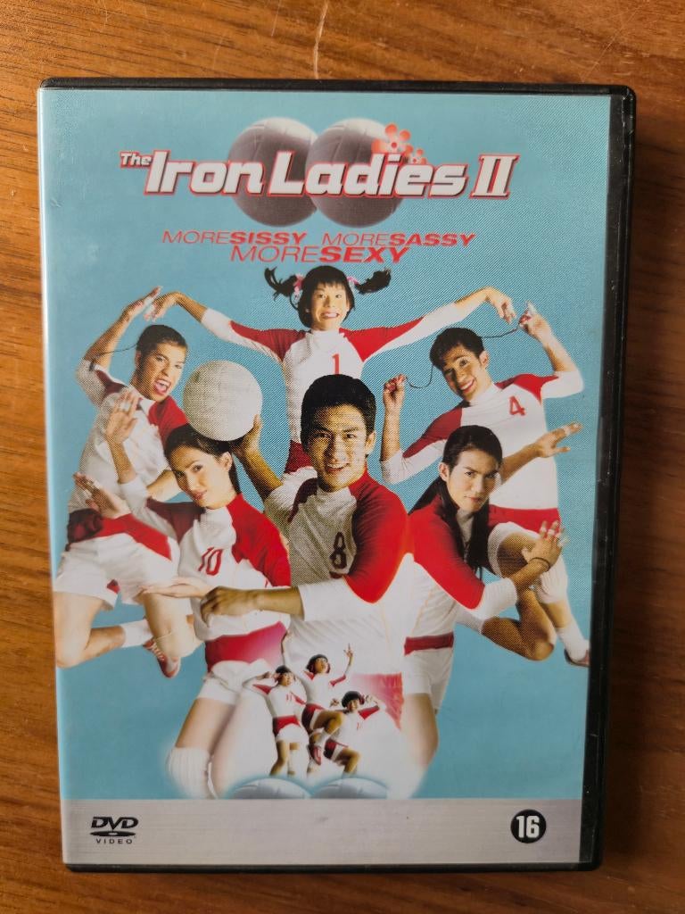 The Iron Ladies 2, Vanaf 12 jaar, Ophalen of Verzenden, Zo goed als nieuw