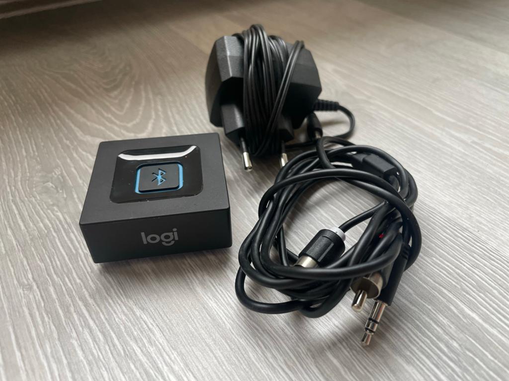 Logitech Bluetooth Audio Adapter - Draadloos streamen, Ophalen of Verzenden, Zo goed als nieuw, Minder dan 2 meter, Overige kabels