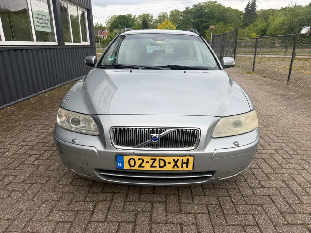 Volvo V70 2.4 D 2008 Grijs hele nette auto airco, Auto's, Volvo, Bedrijf, V70, ABS, Adaptive Cruise Control, Airbags, Airconditioning