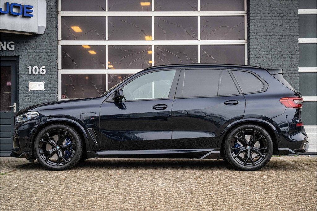 BMW X5 xDrive45e M Sport, 4 wiel Besturing, Pano, Acc, Stoel, Auto's, BMW, Automaat, Gebruikt, 394 pk, Zwart