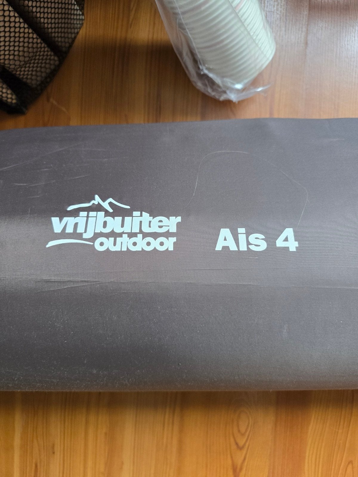 Vrijbuiter Outdoor AIS 4 Zelfopblaasbaar Luchtbed, Ophalen, Zo goed als nieuw, 1-persoons