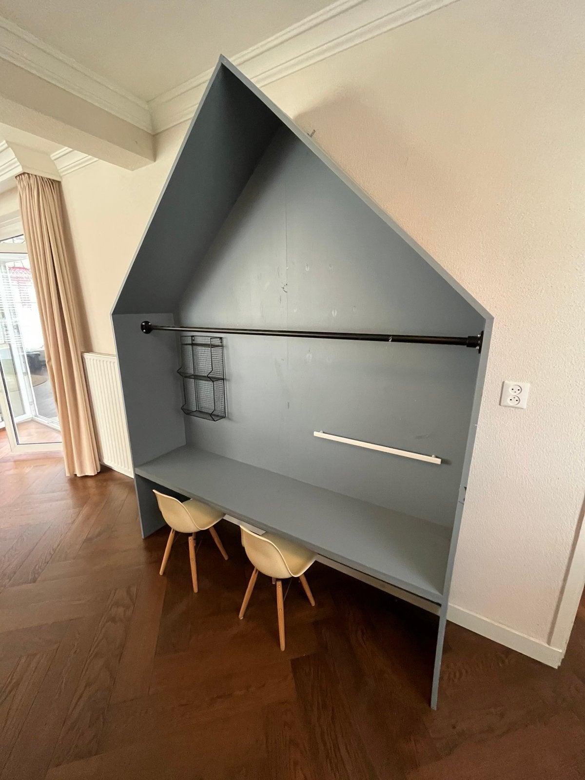 Bureauhuis met 2 stoelen, Ophalen, Gebruikt