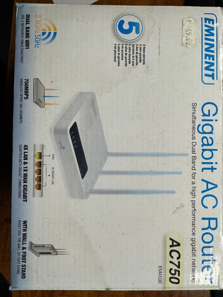 Router Eminent 4500, Ophalen of Verzenden, Nieuw, Router, Eminent