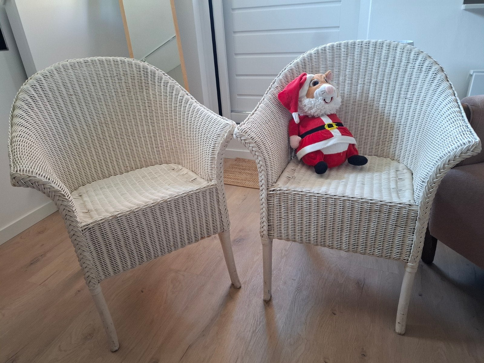 2 rotan witte stoeltjes, Huis en Inrichting, Ophalen, Gebruikt, Wit, Eén