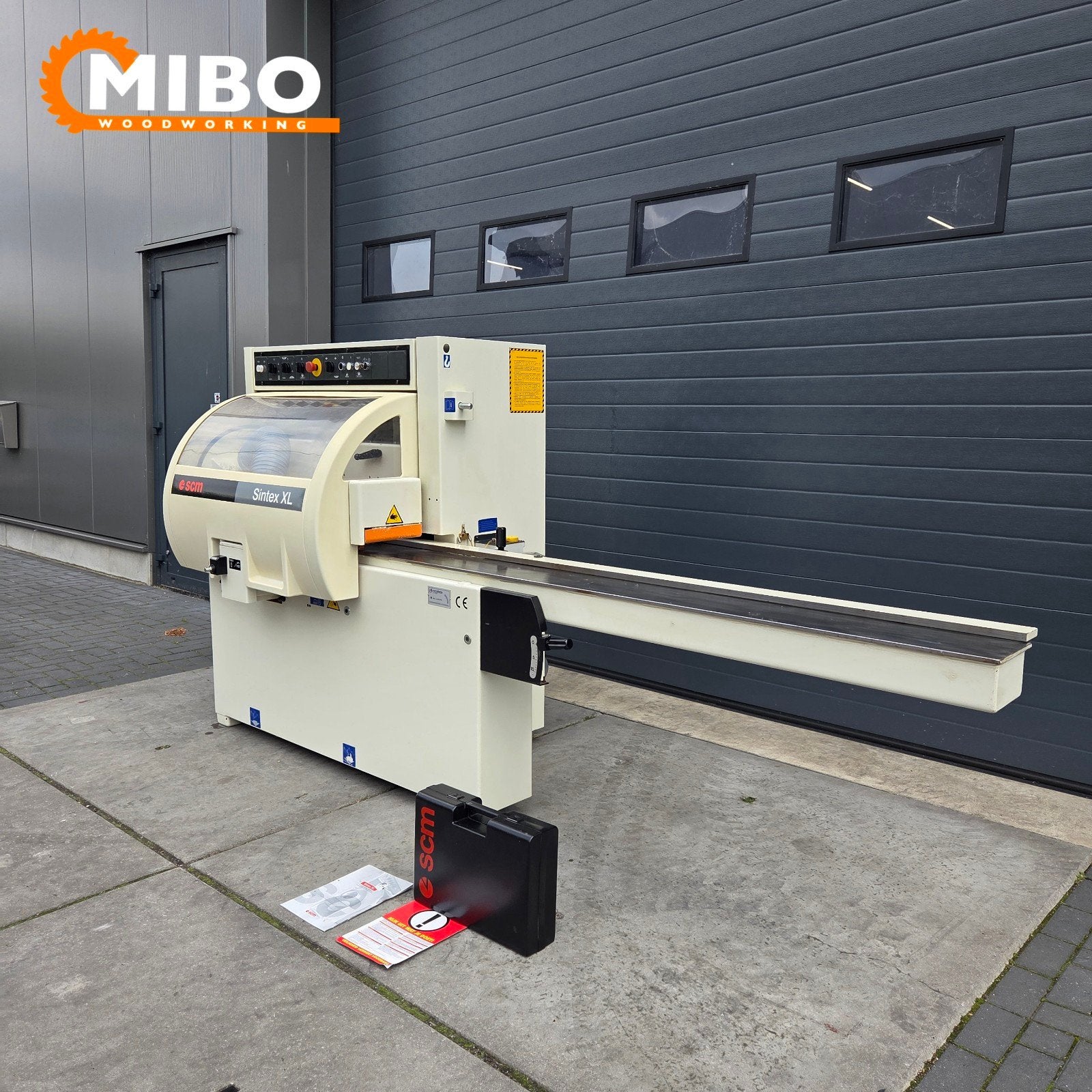 SCM Vierzijdige schaafbank ** 4zijdige schaafmachine compact, Ophalen of Verzenden, Zo goed als nieuw, Elektrisch