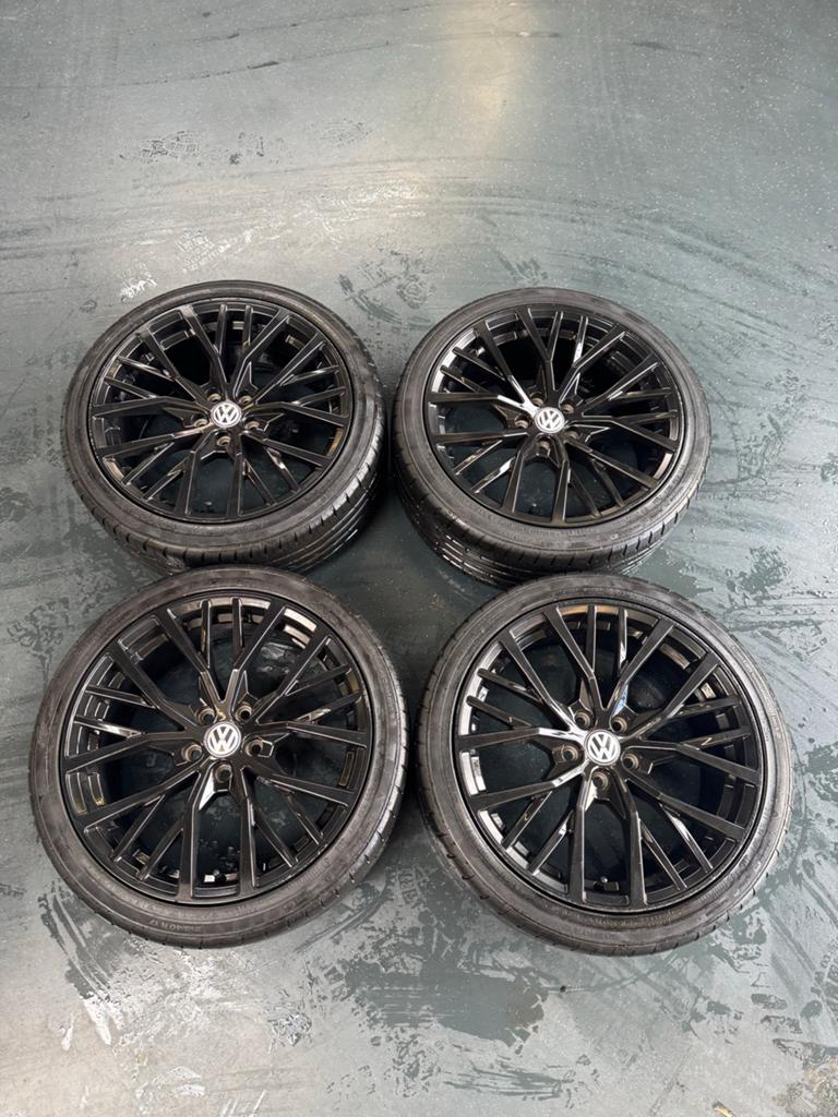 5x100 17 inch velgenset polo ibiza, Ophalen, Banden en Velgen, 17 inch, Personenwagen