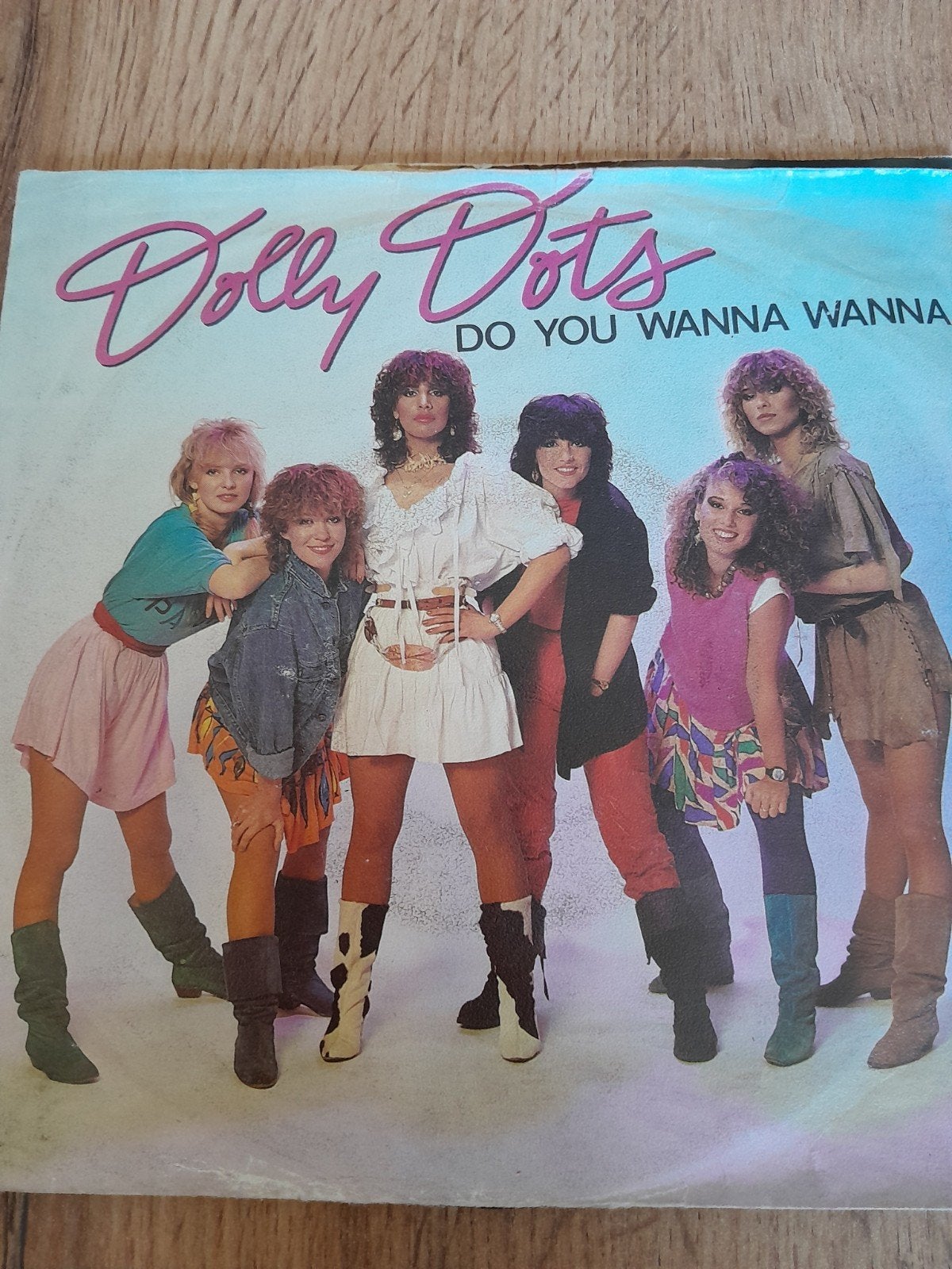 Dolly dots 7inch do you wanna wanna, Ophalen of Verzenden, Zo goed als nieuw, Overige formaten