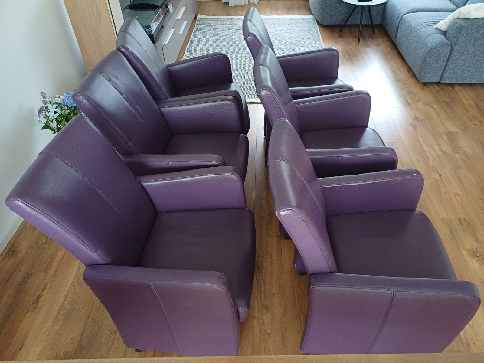 Set van 6 paarse leren eetkamerstoelen, Ophalen