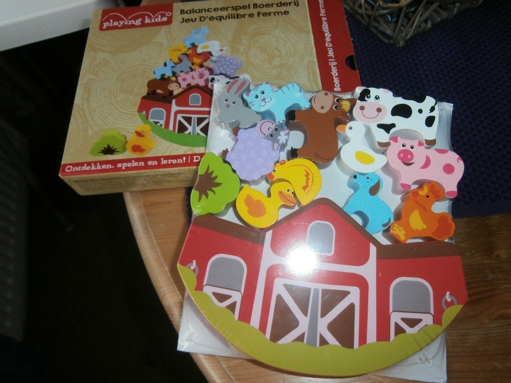 Speelgoed houten puzzel Balanceerspel boerderij Playing Kids, Nieuw, Ophalen of Verzenden, Van hout, Minder dan 10 stukjes