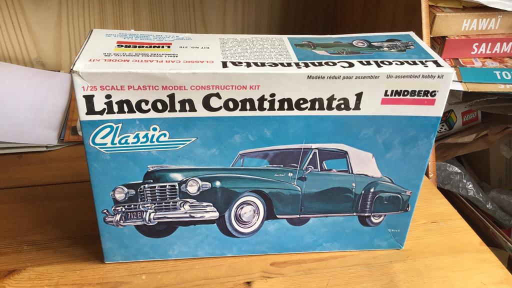 Lincoln Continental bouwdoos, Hobby en Vrije tijd, Modelbouw | Auto's en Voertuigen, Auto, Groter dan 1:32, Zo goed als nieuw