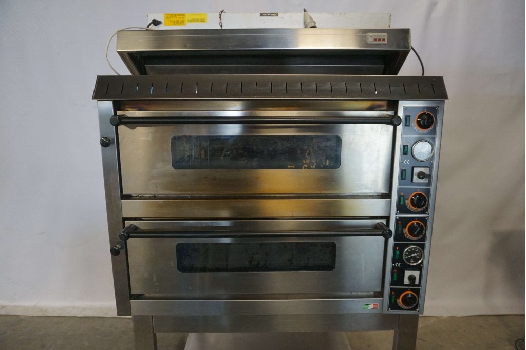 Professionele pizzaoven pizza oven op onderstel, Gebruikt, Ovens, Magnetrons en Steamers, Niet ingevuld, Niet ingevuld