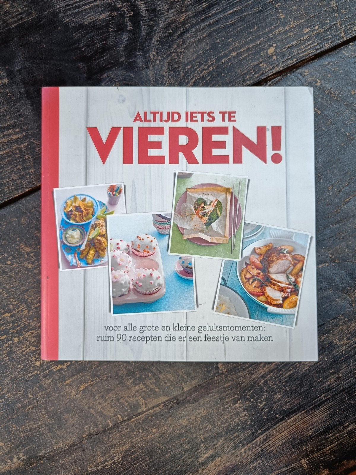 Altijd iets te vieren! Kookboek Albert Heijn, Ophalen of Verzenden, Zo goed als nieuw, Overige gebieden, Albert Heijn