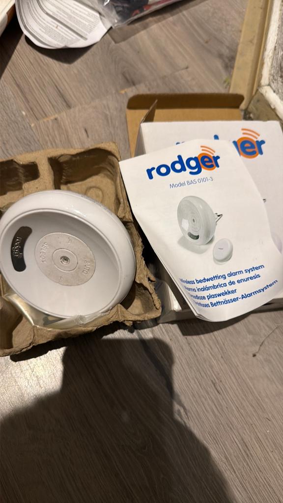 Rodger Draadloze Plaswekker BAS 0101-3 - Bedplassen Alarm, Kinderen en Baby's, Overige Kinderen en Baby's, Zo goed als nieuw, Ophalen of Verzenden