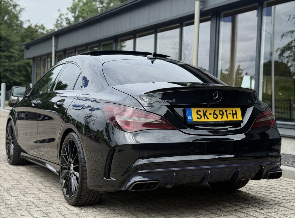 Mercedes-Benz CLA-Klasse AMG 45 4MATIC Ambition Pano, Auto's, Automaat, CLA, Gebruikt, 4 cilinders